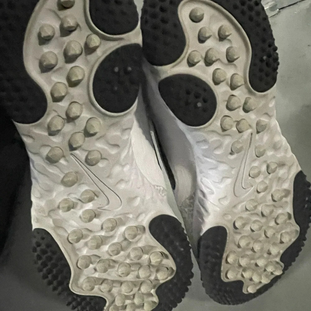Nike White Alpha Huarache Baseball Turf Cleats Athletic Shoes Sneakers Size 9.5
